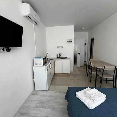 Yarna By Sea Apartmán Oděsa